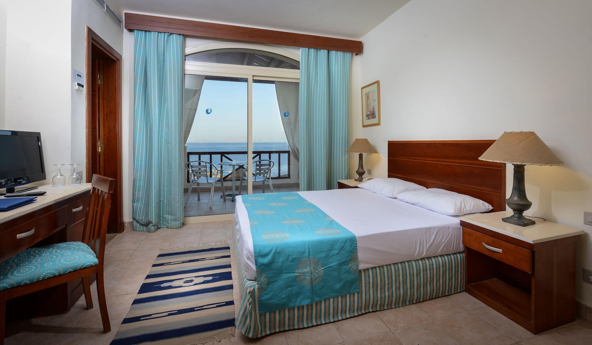 Курортный комплекс Amphoras Blu 4*