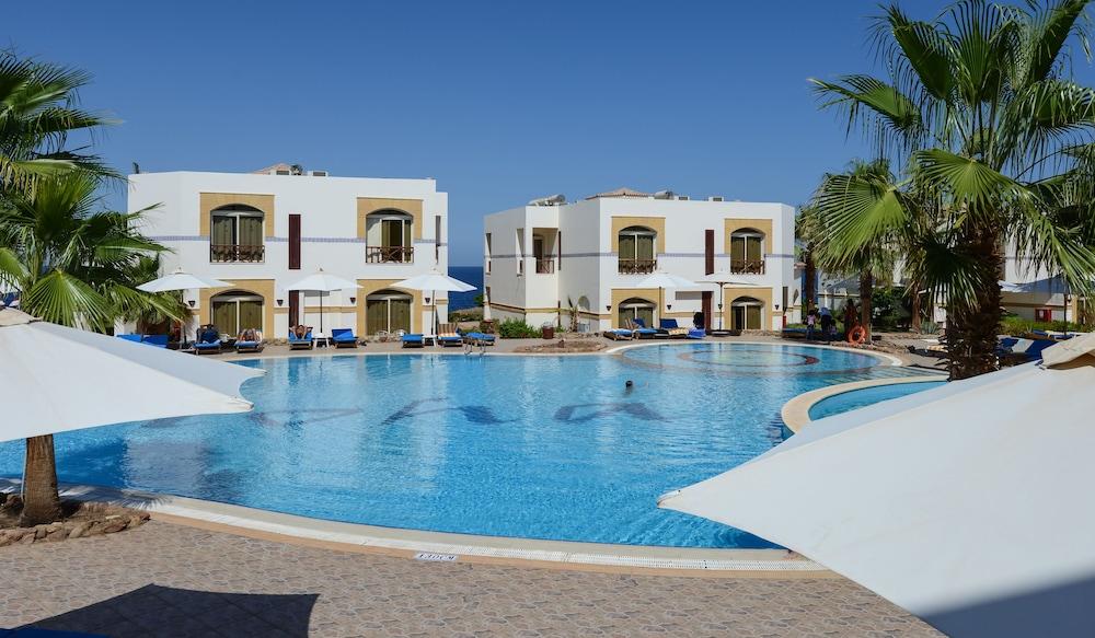 Amphoras Blu Sharm El-Sheikh
